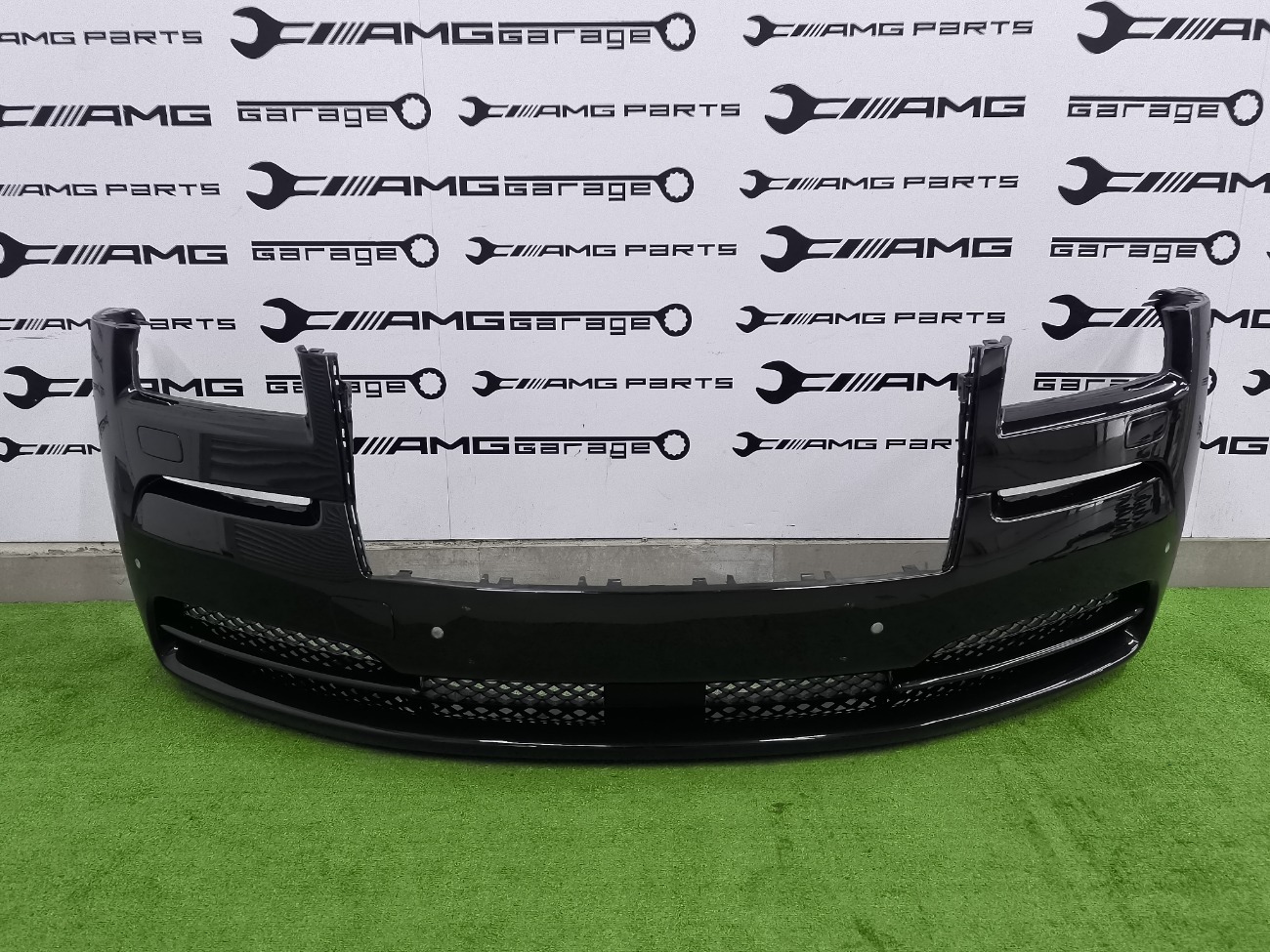Запчасть бампер Rolls-Royce WRAITH RR5 51117331077 контрактная Бампер Rolls-Royce WRAITH RR5 51117331077 контрактная