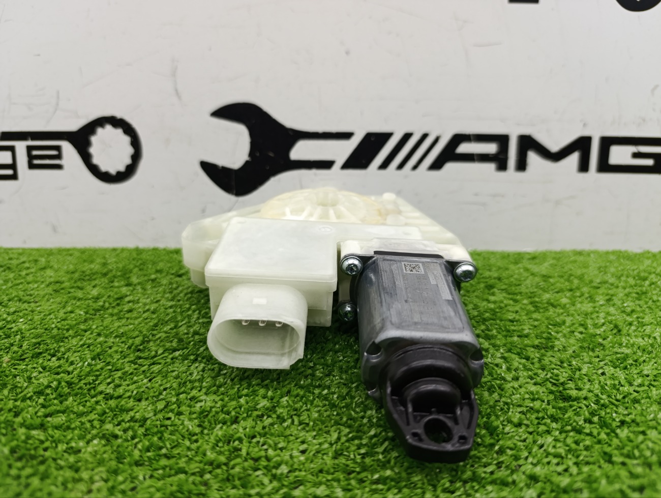 Мотор стеклоподъемника задний правый BMW X3 G01 B47D20U