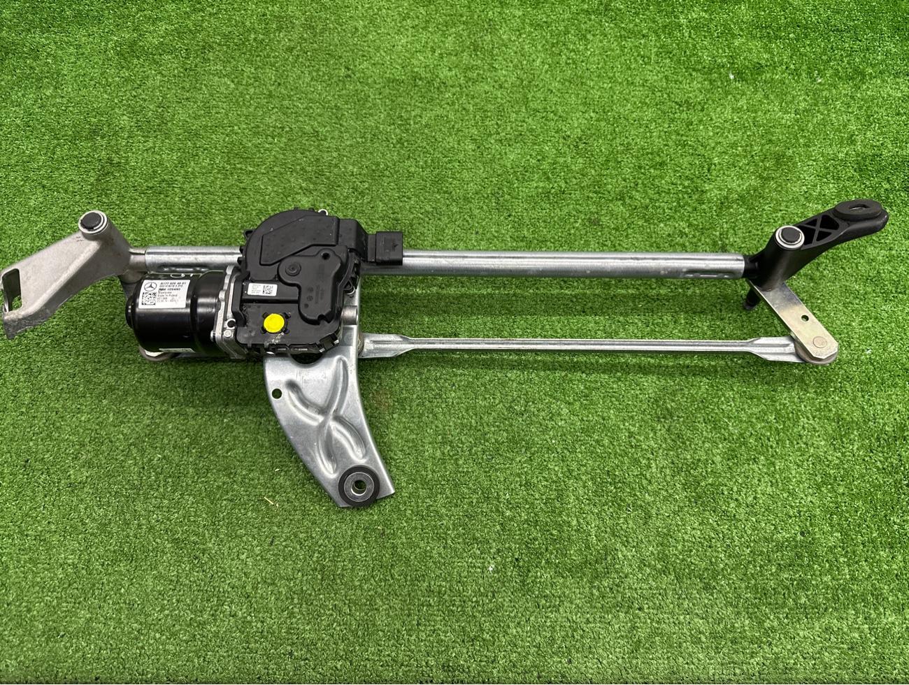 Трапеция дворников Mercedes-Benz A-Class W177 M260 Трапеция дворников Mercedes-Benz A-Class W177 M260