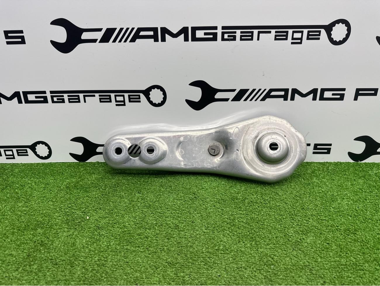 Продольный рычаг X6 2024 G06 S68T