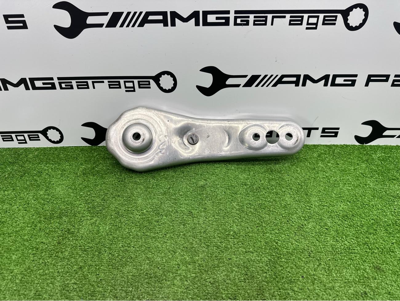 Продольный рычаг BMW X6 2024 G06 S68T 33306878763 контрактная