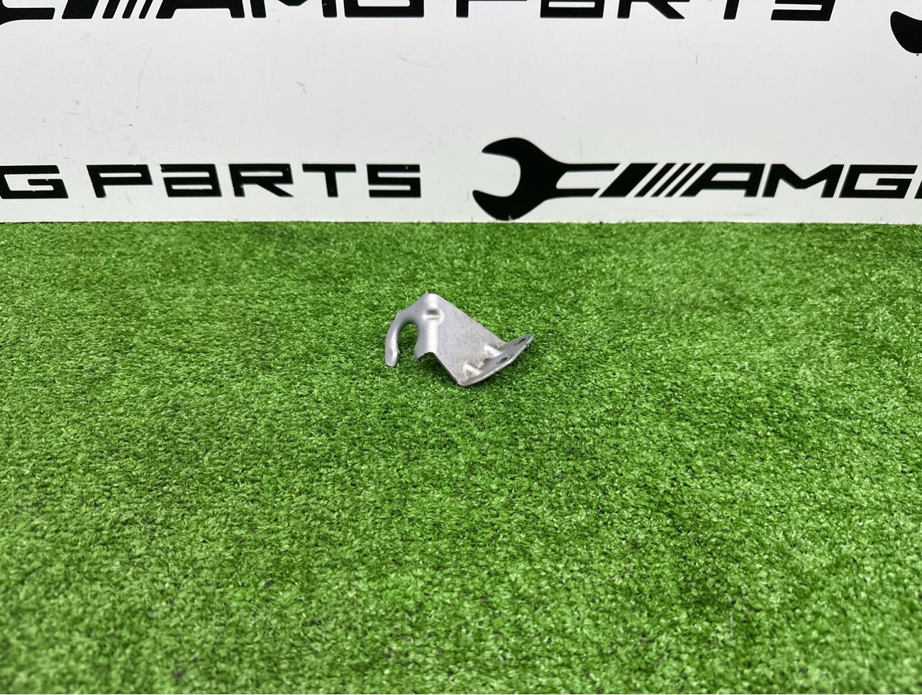 Держатель BMW X3 2023 G01 B47D20U 34306876373 контрактная