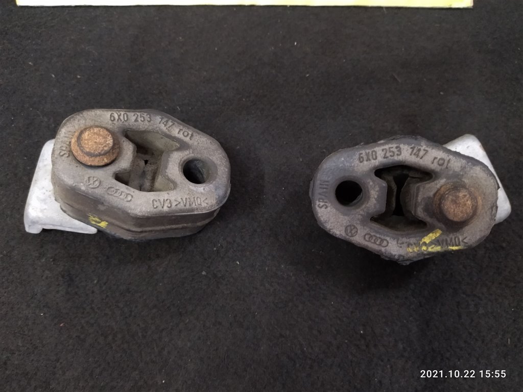 Резинка подвеса глушителя POLO 2013 CFNA