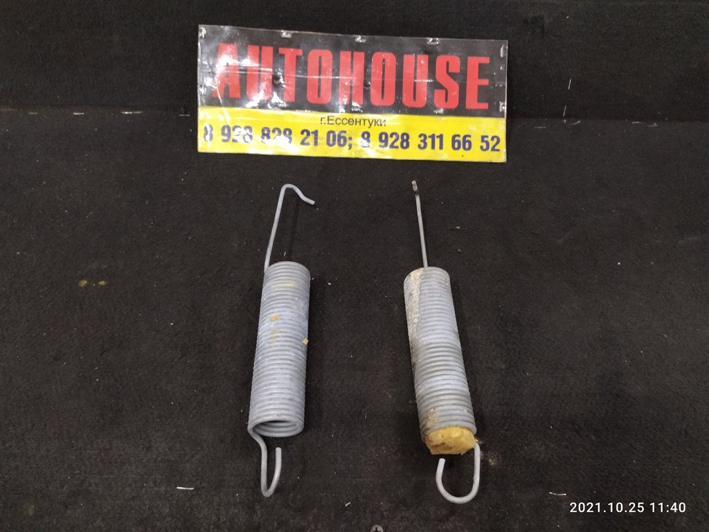 Пружина (кузов внутри) VOLKSWAGEN POLO 2013 CFNA 6RU827665A Б/У