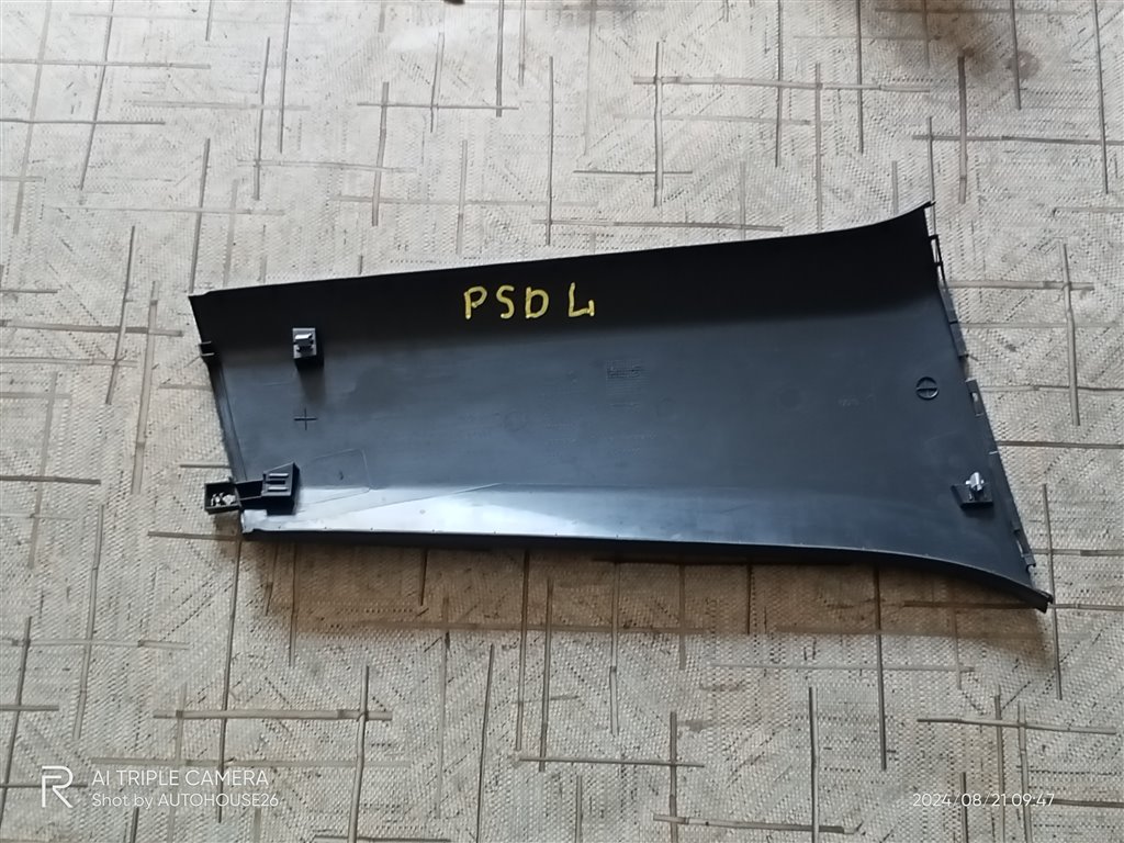 Обшивка средней стойки (пара) передняя левая POLO 2013 CFNA