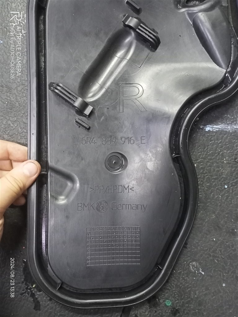 Заглушка двери задняя правая VOLKSWAGEN POLO CFNA