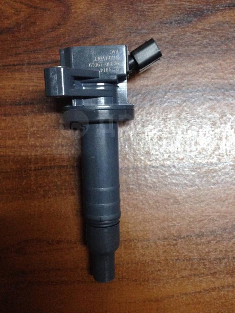 Катушка зажигания TOYOTA YARIS KSP90 1KR 9091902239 новая