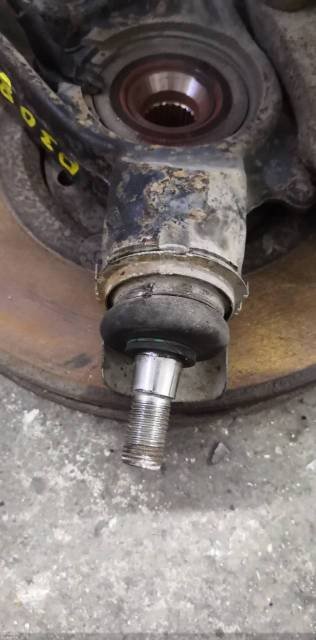 Кулак поворотный передний правый 308 EP6