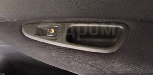 Кнопка стеклоподъемника PEUGEOT 308 EP6 6490C6 Б/У
