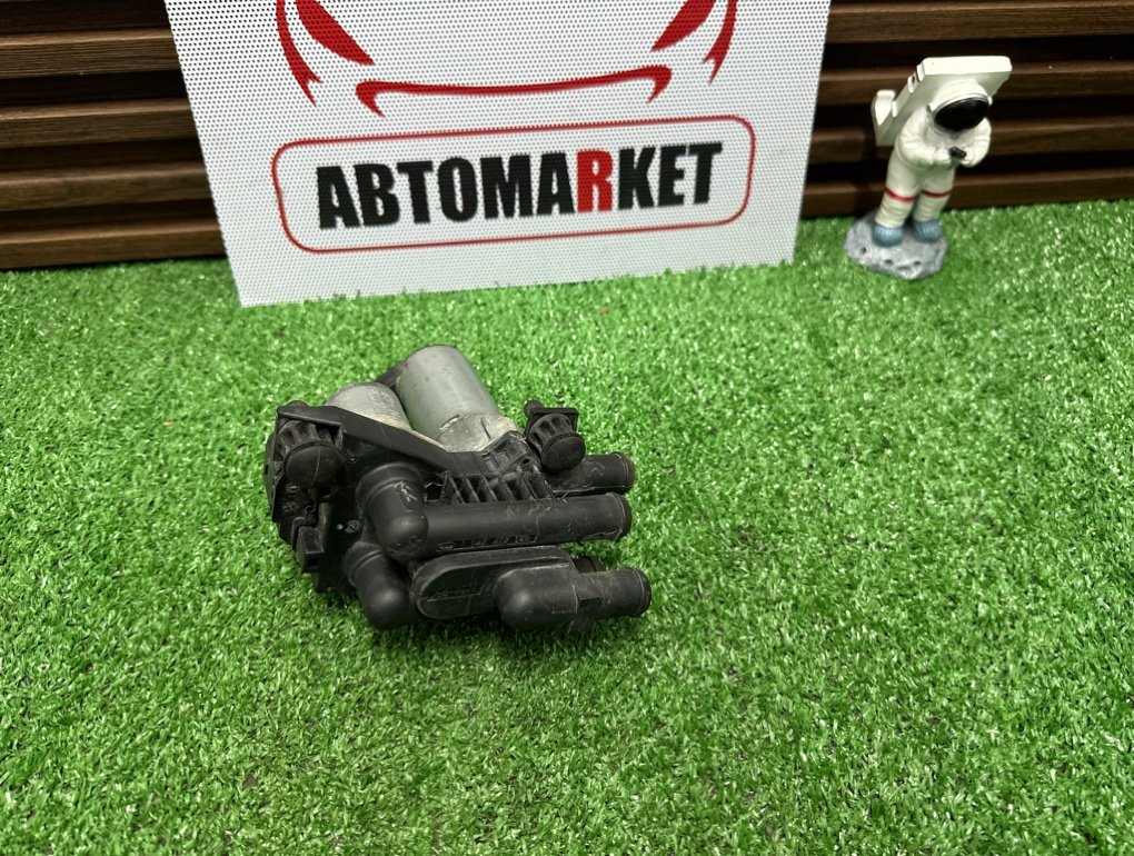 Насос отопителя MERCEDES-BENZ S-CLASS 2001 W220 M112.944 A2208300084 Б/У