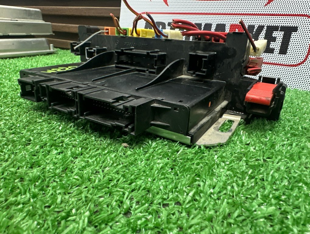 Блок управления S-CLASS 2001 W220 M112.944