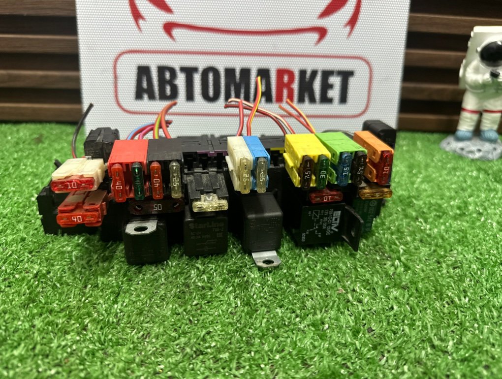 Блок управления S-CLASS 2001 W220 M112.944