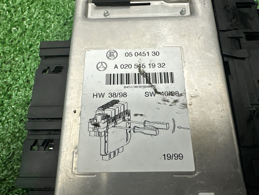 Блок управления S-CLASS 2001 W220 M112.944