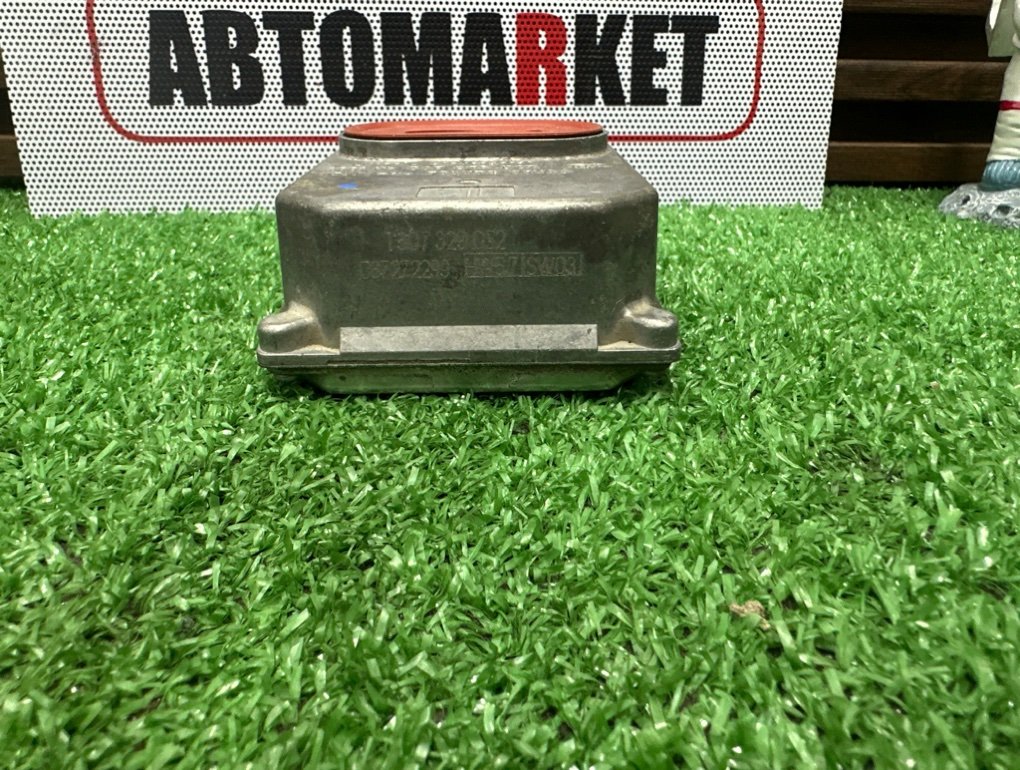 Блок розжига ксенона S-CLASS 2001 W220 M112.944 Блок розжига ксенона S-CLASS 2001 W220 M112.944