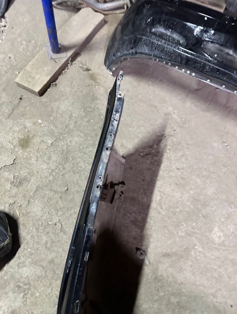 Бампер задний S-CLASS 2001 W220 M112.944