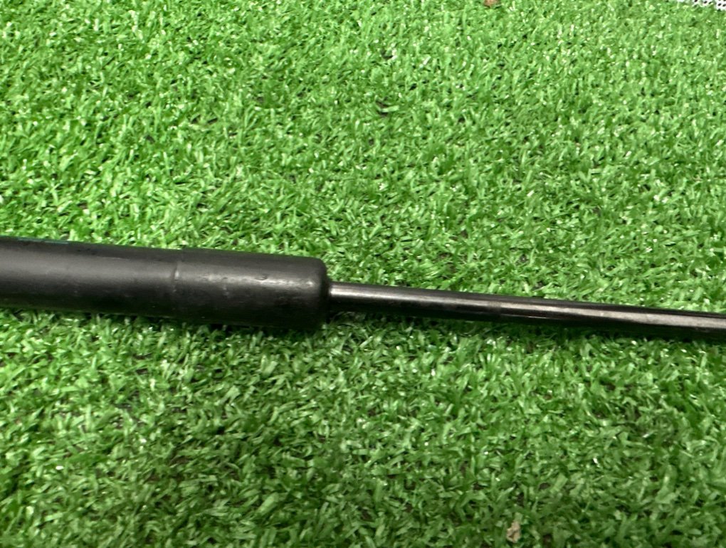 Амортизаторы двери багажника задние OPEL ASTRA H GTC Z18XER Амортизаторы двери багажника задние OPEL ASTRA H GTC Z18XER