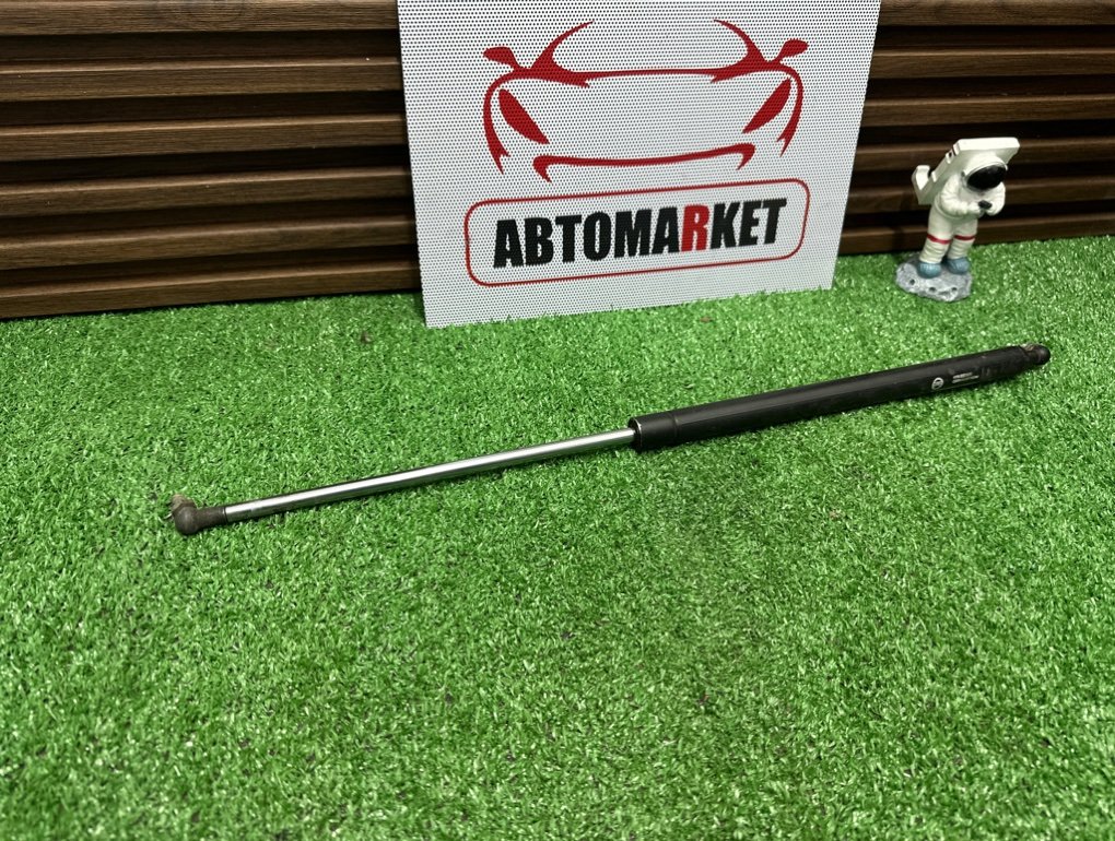 Амортизатор крышки багажника задний LADA GRANTA 2190 11198231015 Б/У