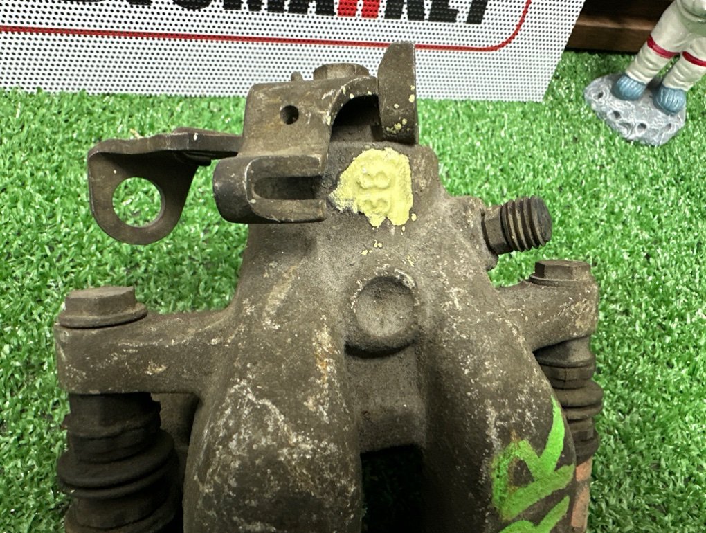 Суппорт тормозной задний правый 308 2008 SW EP6