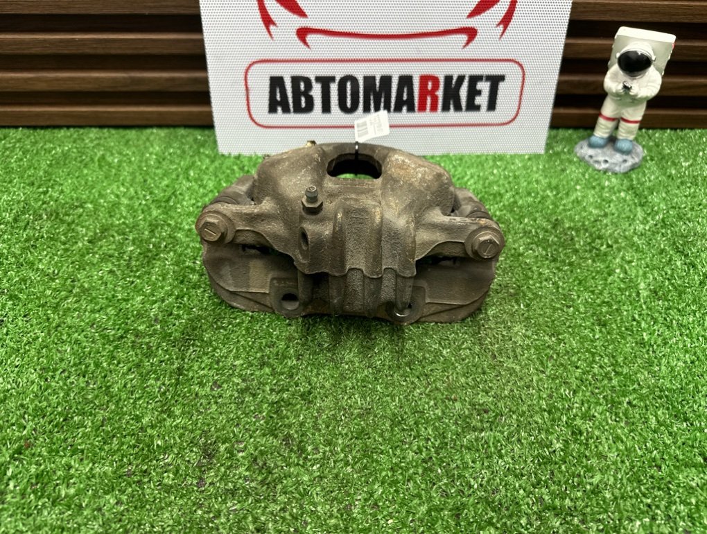 Суппорт тормозной передний правый 308 2008 SW EP6