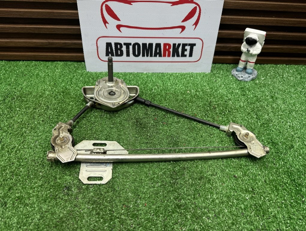 Запчасть стеклоподъемник задний правый Лада Приора 2014 2 21126 21700620401000 Б/У Стеклоподъемник задний правый Лада Приора 2014 2 21126 21700620401000 Б/У