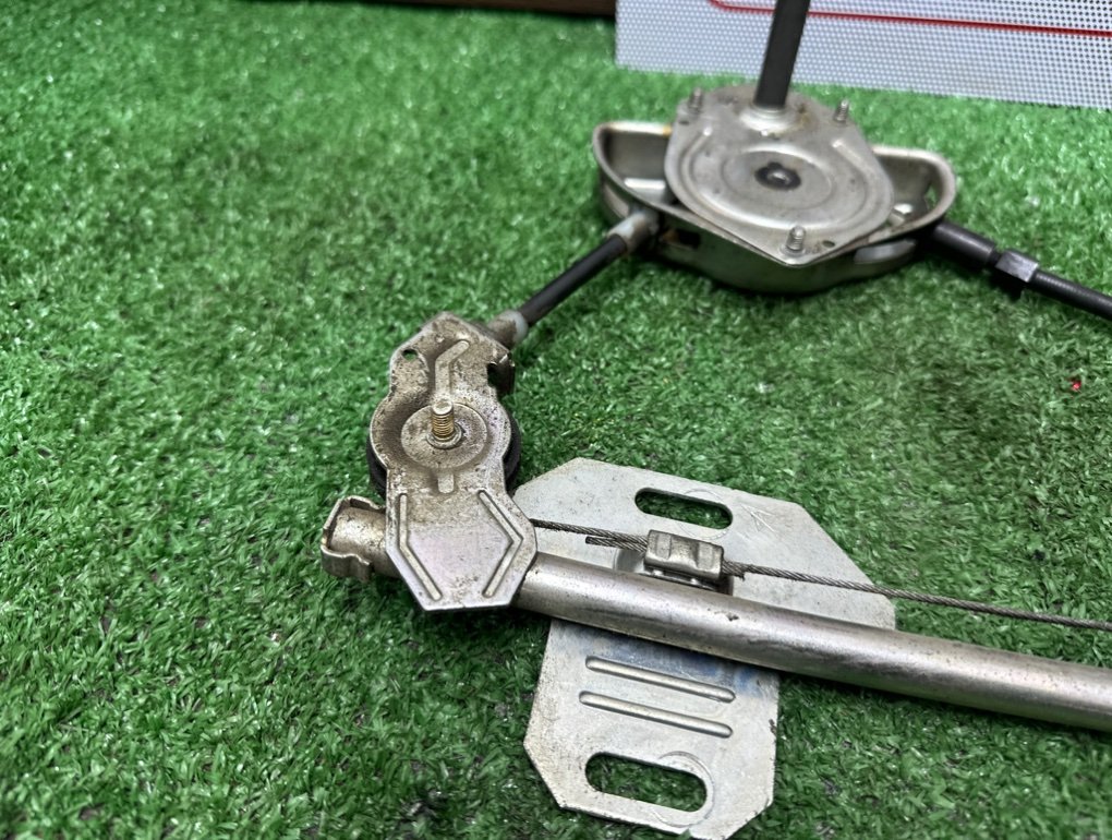 Стеклоподъемник задний правый Приора 2014 2 21126 Стеклоподъемник задний правый Приора 2014 2 21126