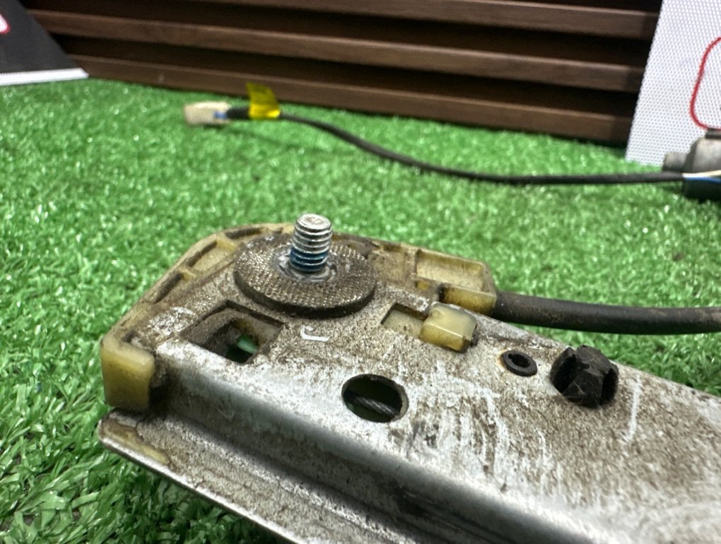 Стеклоподъемник передний правый Приора 2014 2 21126