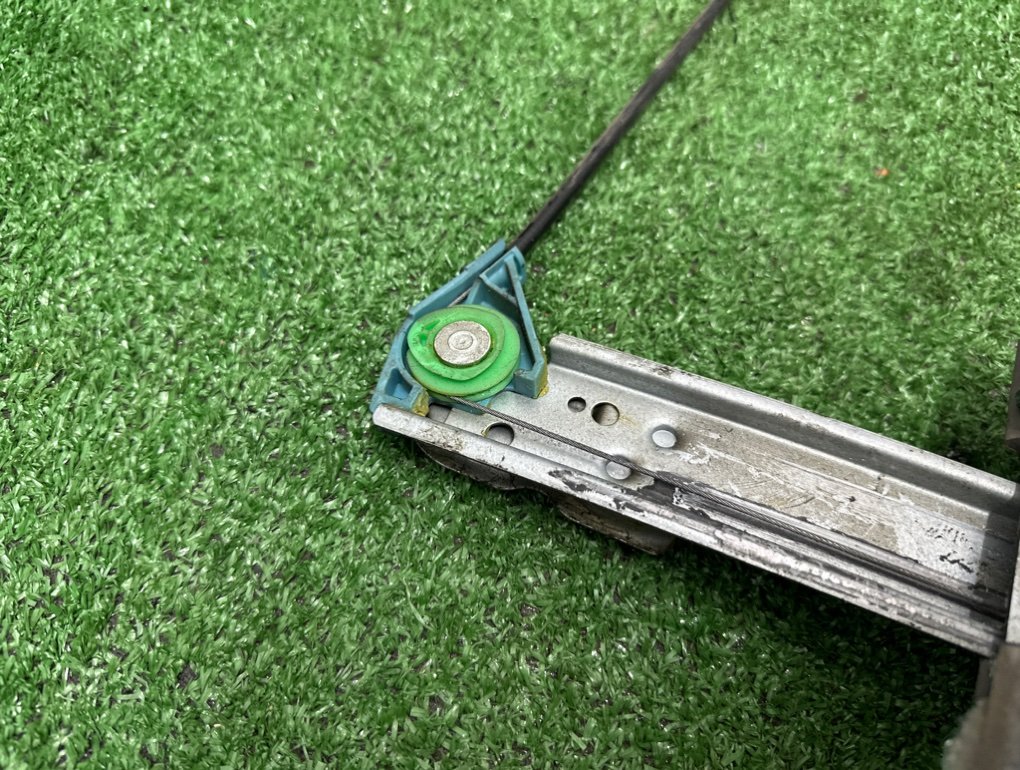 Стеклоподъемник передний правый Приора 2014 2 21126