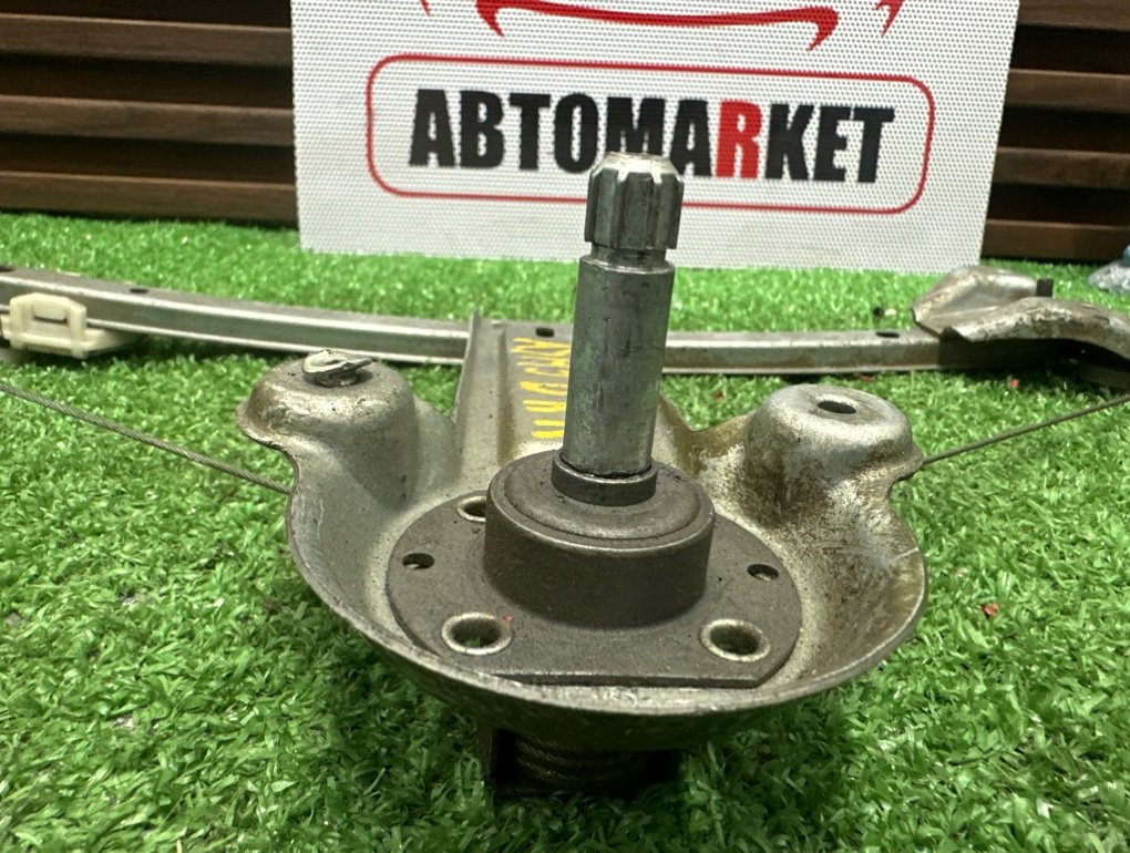 Стеклоподъемник задний правый ASTRA 2008 H 5D Z18XER