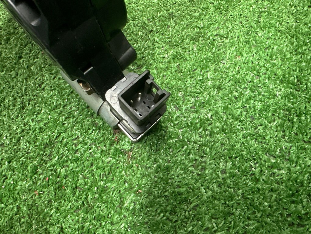 Стеклоподъемник задний ATENZA GY3W