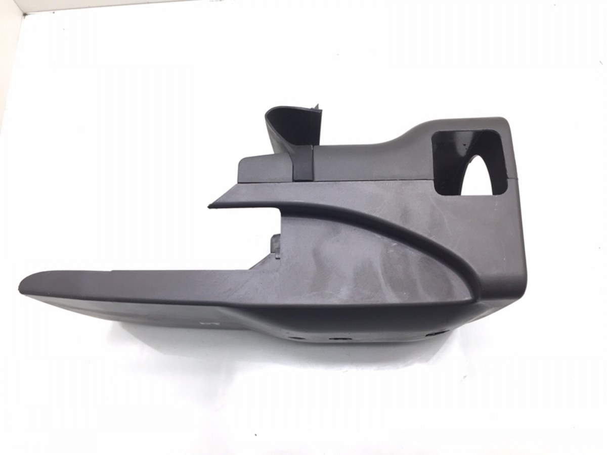 Кожух рулевой колонки для Volvo S60, 2002 г. 2.0 Ti бензин б/у — фото 2