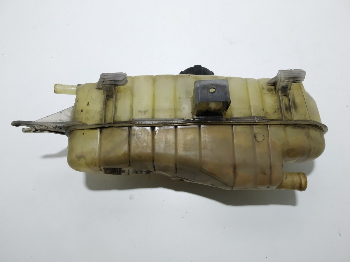 Бачок расширительный для Renault Clio, 2006 г. 1.4 i бензин б/у — фото 2