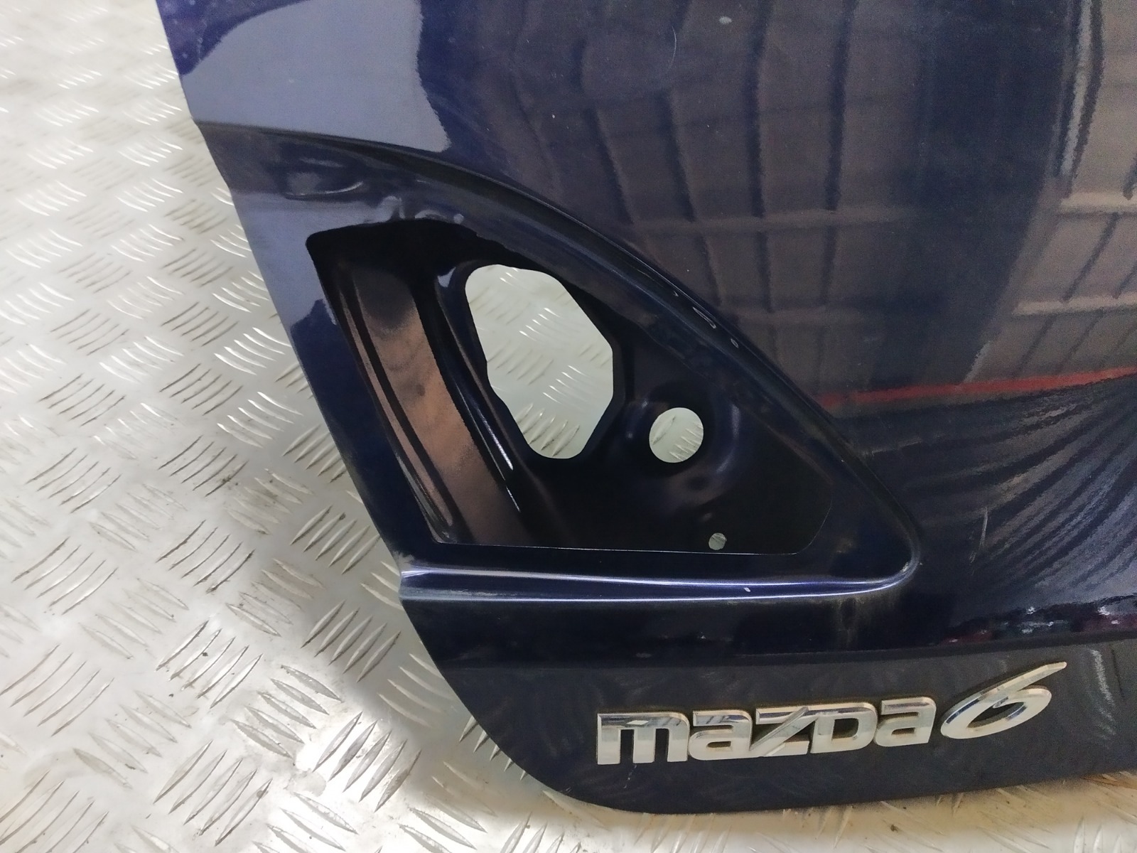 Крышка багажника для Mazda 6, 2010 г. 2.2 CDTi дизель б/у — фото 4