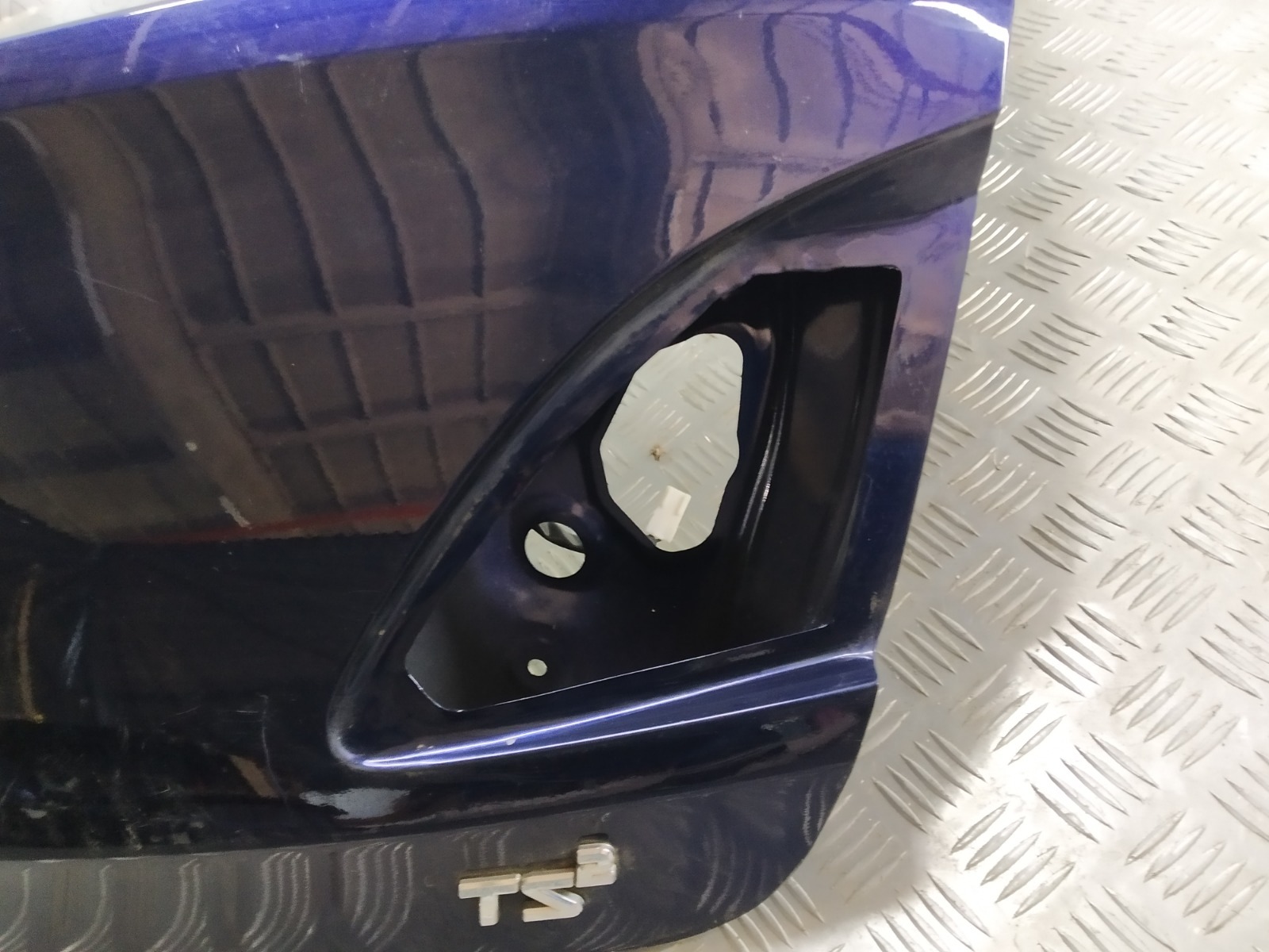 Крышка багажника для Mazda 6, 2010 г. 2.2 CDTi дизель б/у — фото 6