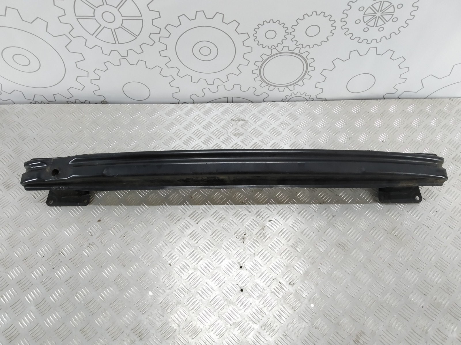 Усилитель бампера заднего для Volkswagen Passat, 2007 г. 1.9 TDi дизель б/у