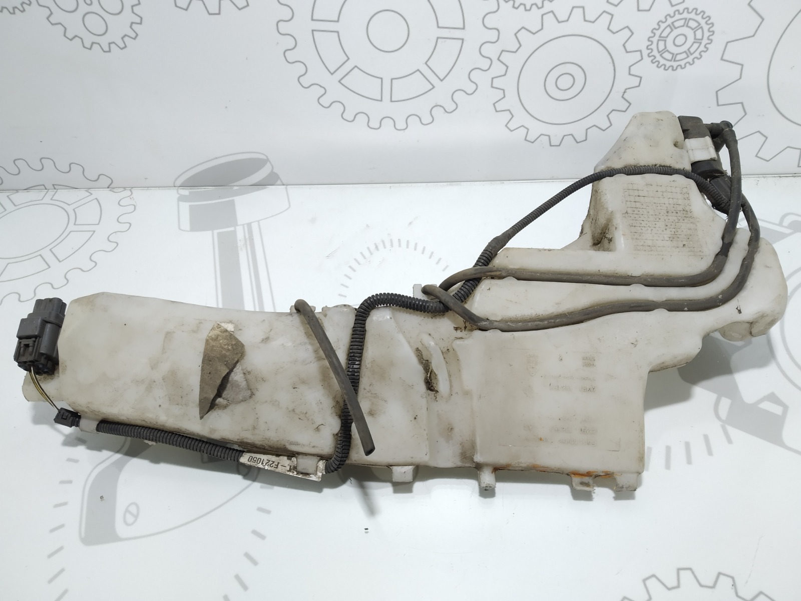 Бачок омывателя для Ford Focus, 2010 г. 1.6 TDCi дизель б/у — фото 2