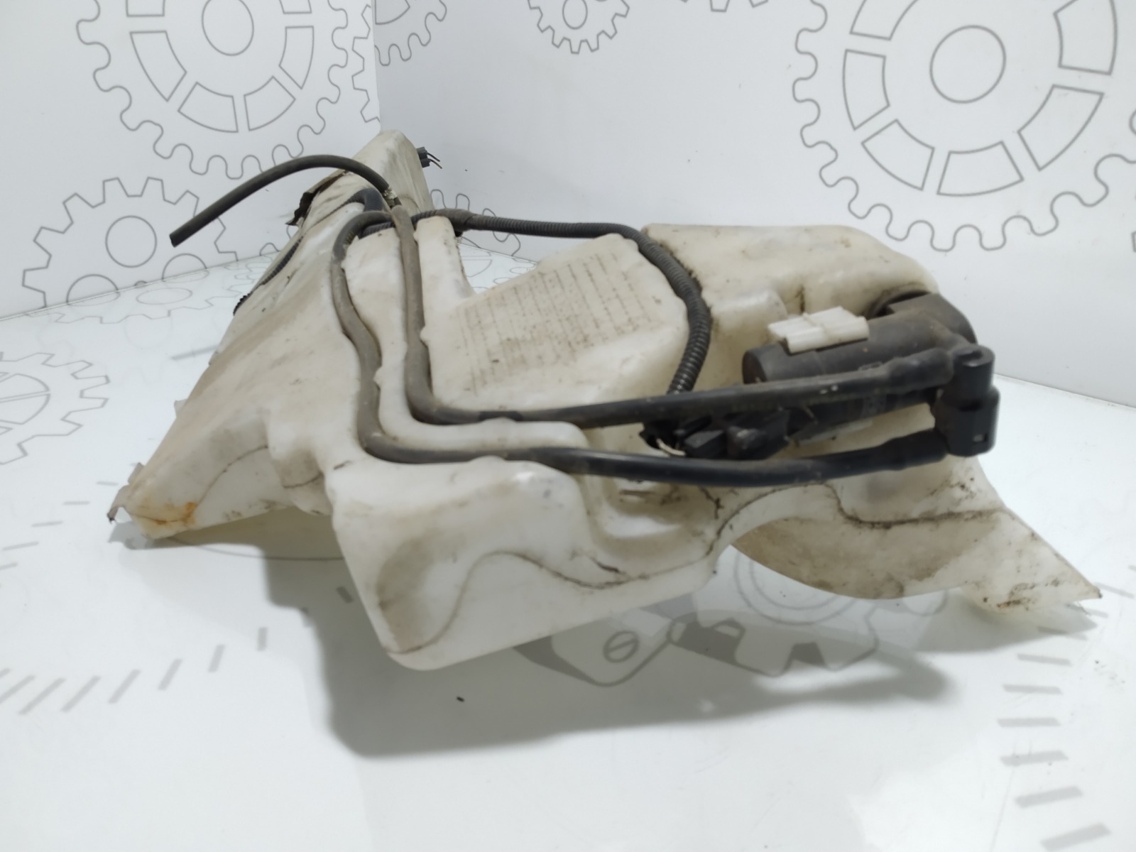 Бачок омывателя для Ford Focus, 2010 г. 1.6 TDCi дизель б/у — фото 4