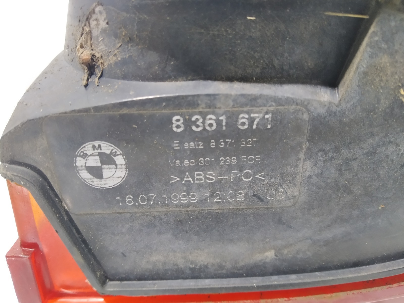 Фонарь задний левый для BMW 5 E39, 1999 г. 2.0 i бензин б/у — фото 4