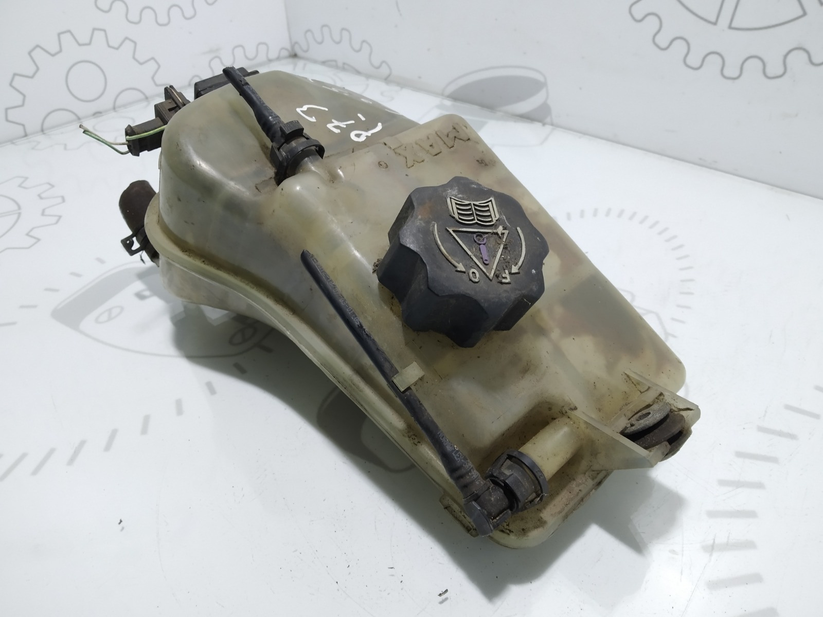 Бачок расширительный для Peugeot Partner, 2003 г. 2.0 HDi дизель б/у — фото 2
