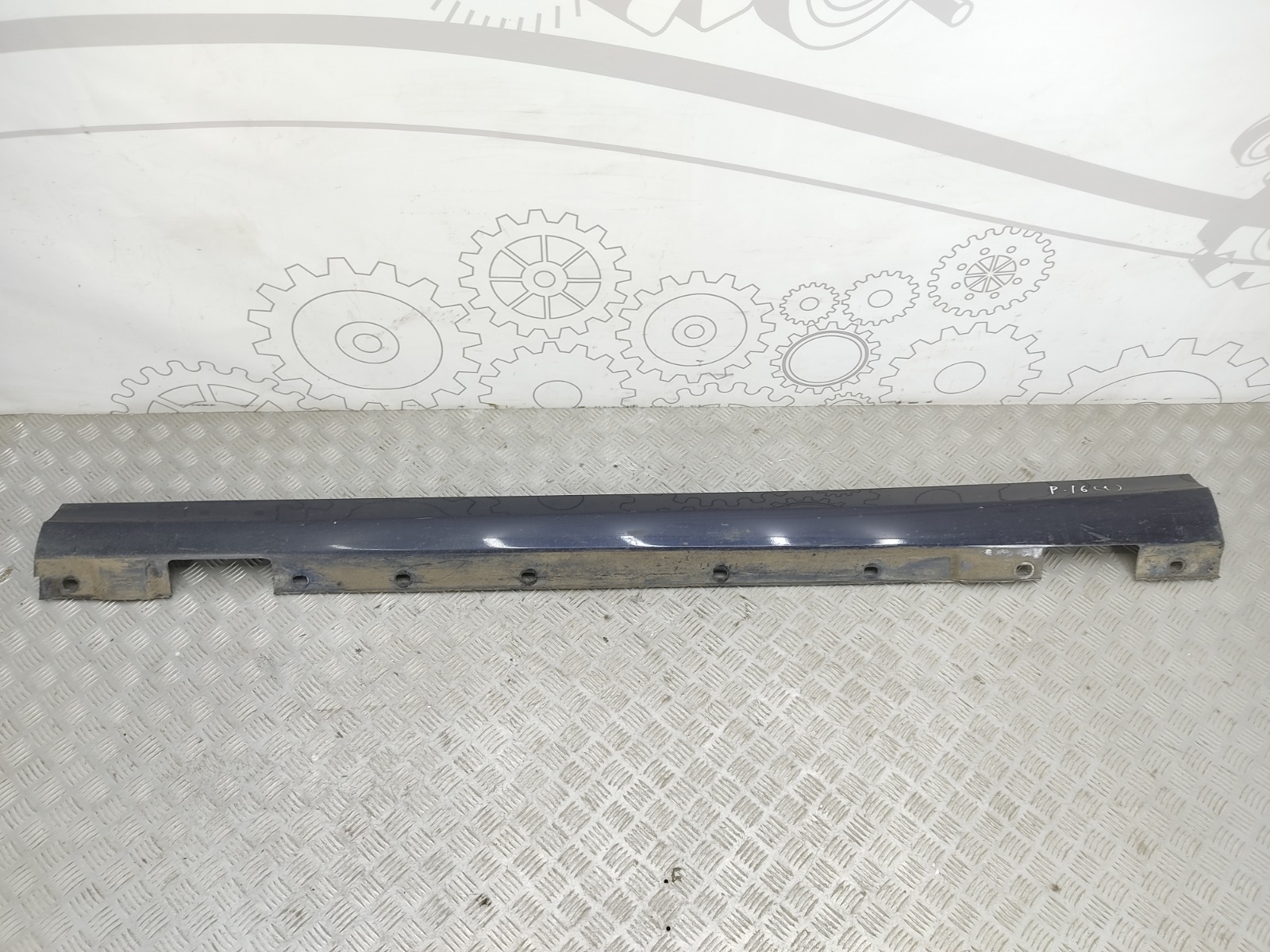 Накладка на порог для Mercedes C W204, 2007 г. 2.2 CDi дизель б/у