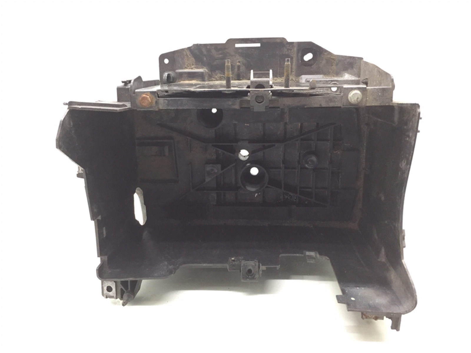 Полка аккумулятора для Renault Scenic, 2011 г. 1.6 i бензин б/у — фото 3