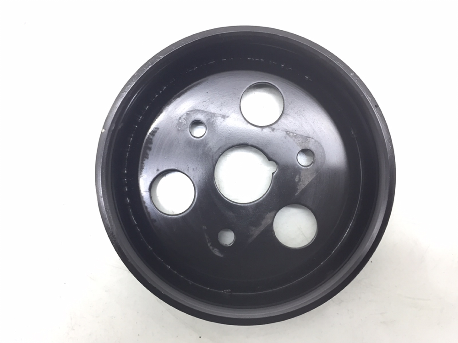 Шкив помпы для Kia Ceed, 2008 г. 1.6 CRDi дизель б/у