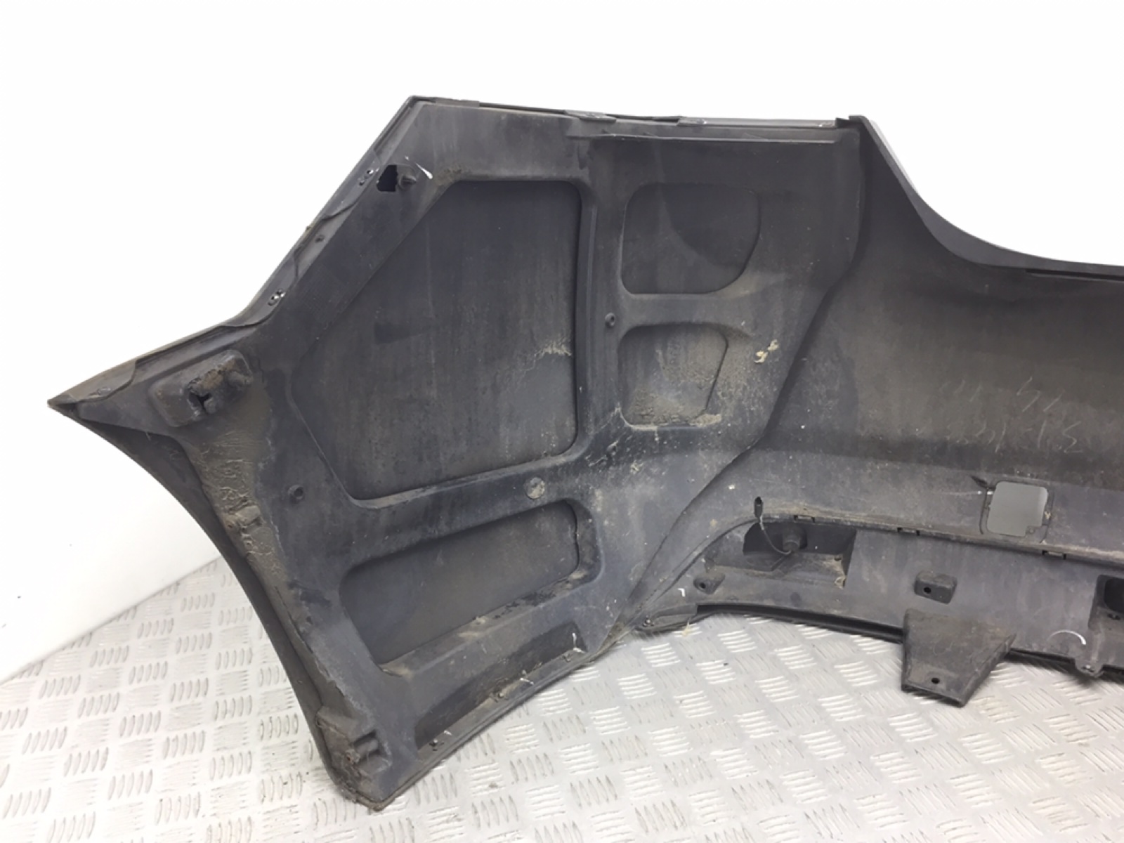 Бампер задний для Ford Focus, 2008 г. 2.0 TDCi дизель б/у — фото 5