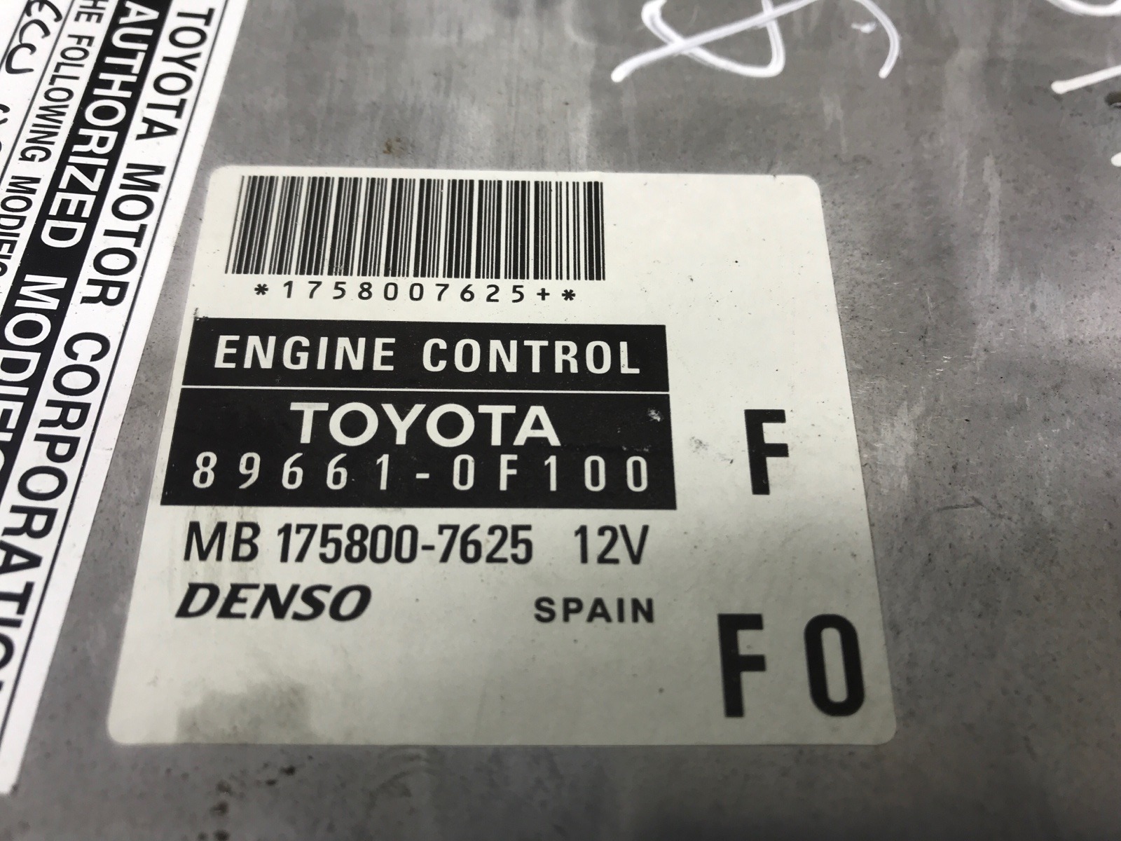 Блок управления двигателем для Toyota Corolla Verso, 2006 г. 2.2 D-4D дизель б/у — фото 3