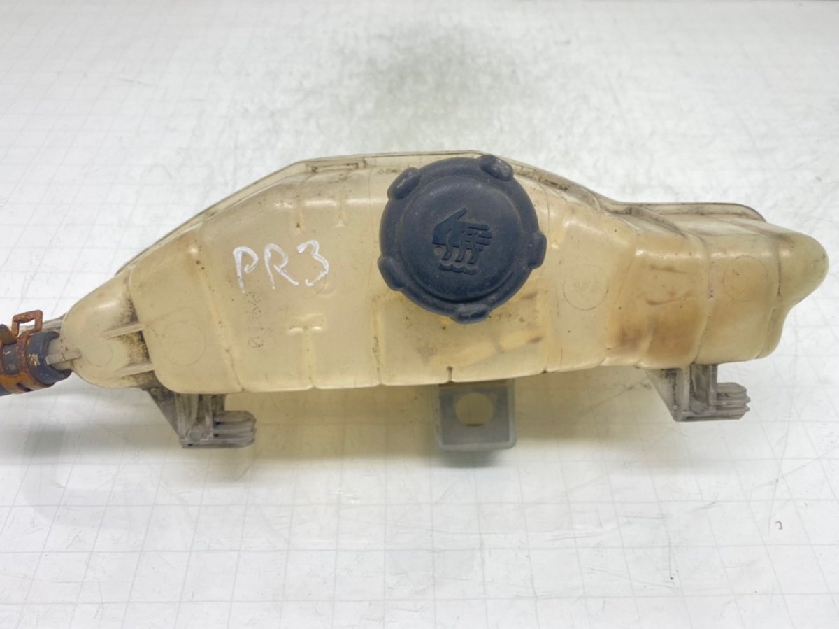 Бачок расширительный для Renault Modus, 2007 г. 1.5 DCi дизель б/у — фото 3