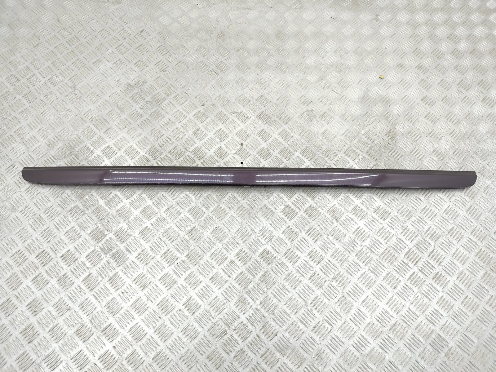 Накладка двери (крышки) багажника для Mercedes E W210, 2002 г. 3.2 CDi дизель б/у