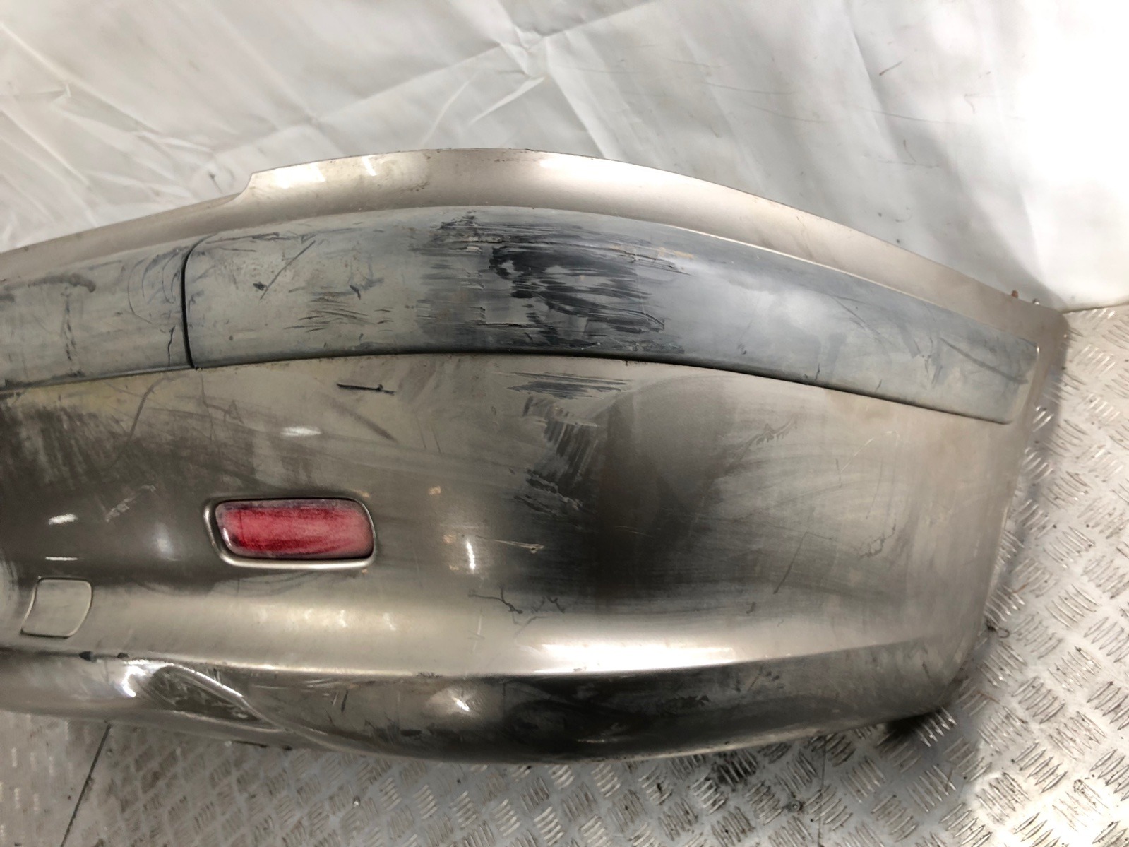 Бампер задний для Peugeot 607, 2003 г. 2.2 HDi дизель б/у — фото 2