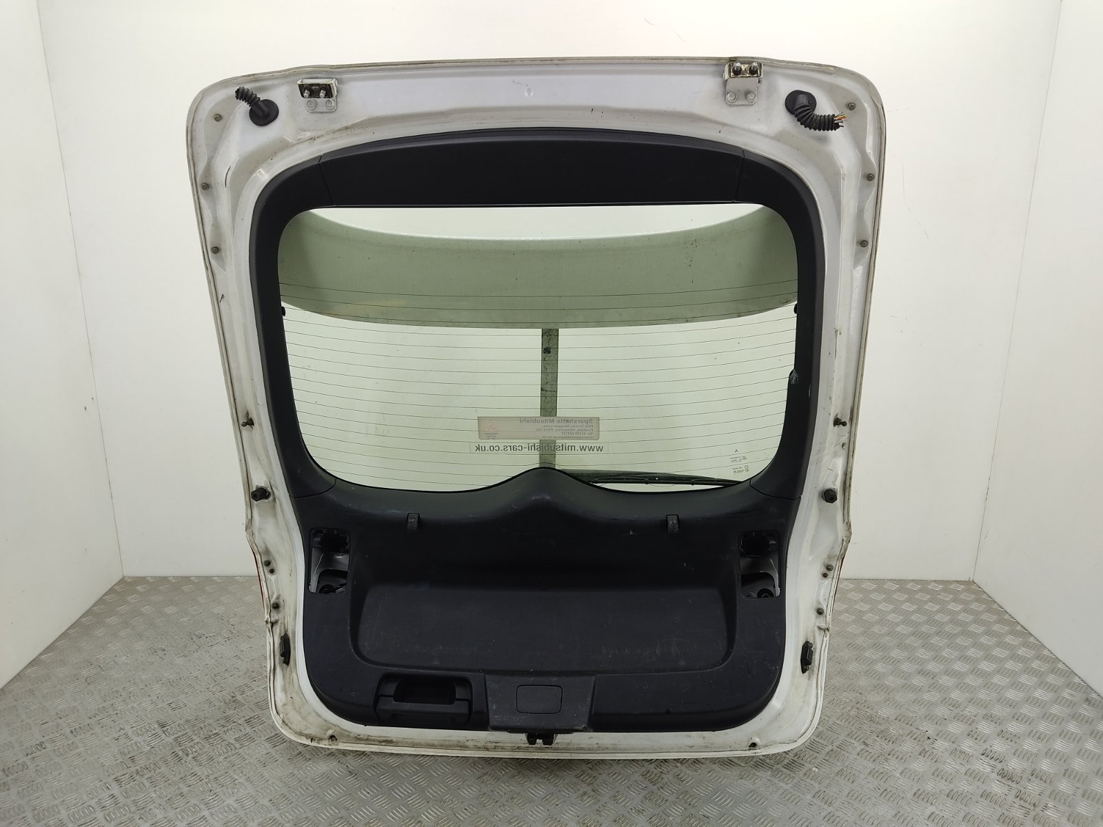 Крышка багажника для Mitsubishi Lancer, 2011 г. 2.0 DiD дизель б/у — фото 2