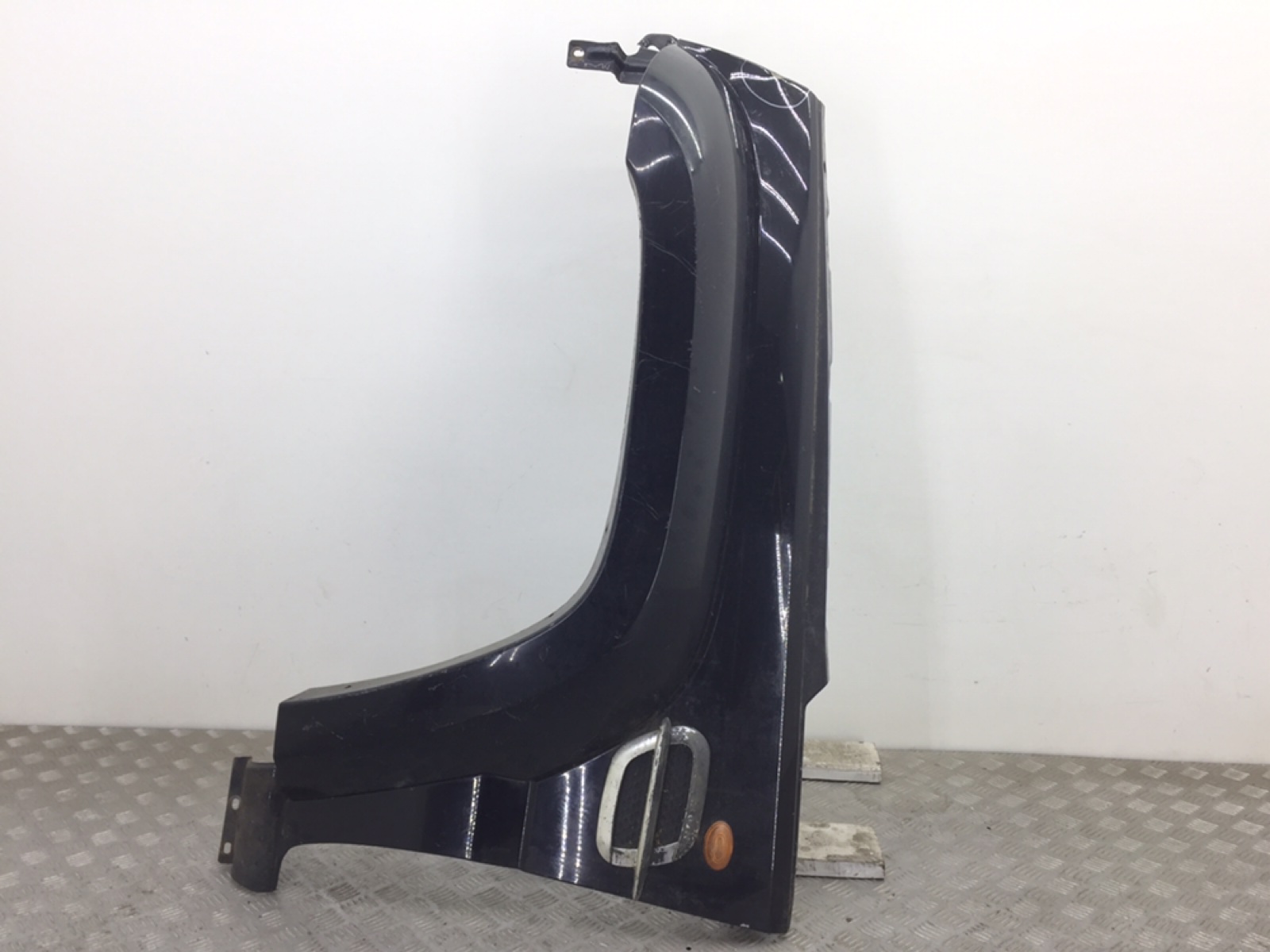 Крыло переднее левое для Jeep Cherokee, 2007 г. 2.8 CRD дизель б/у