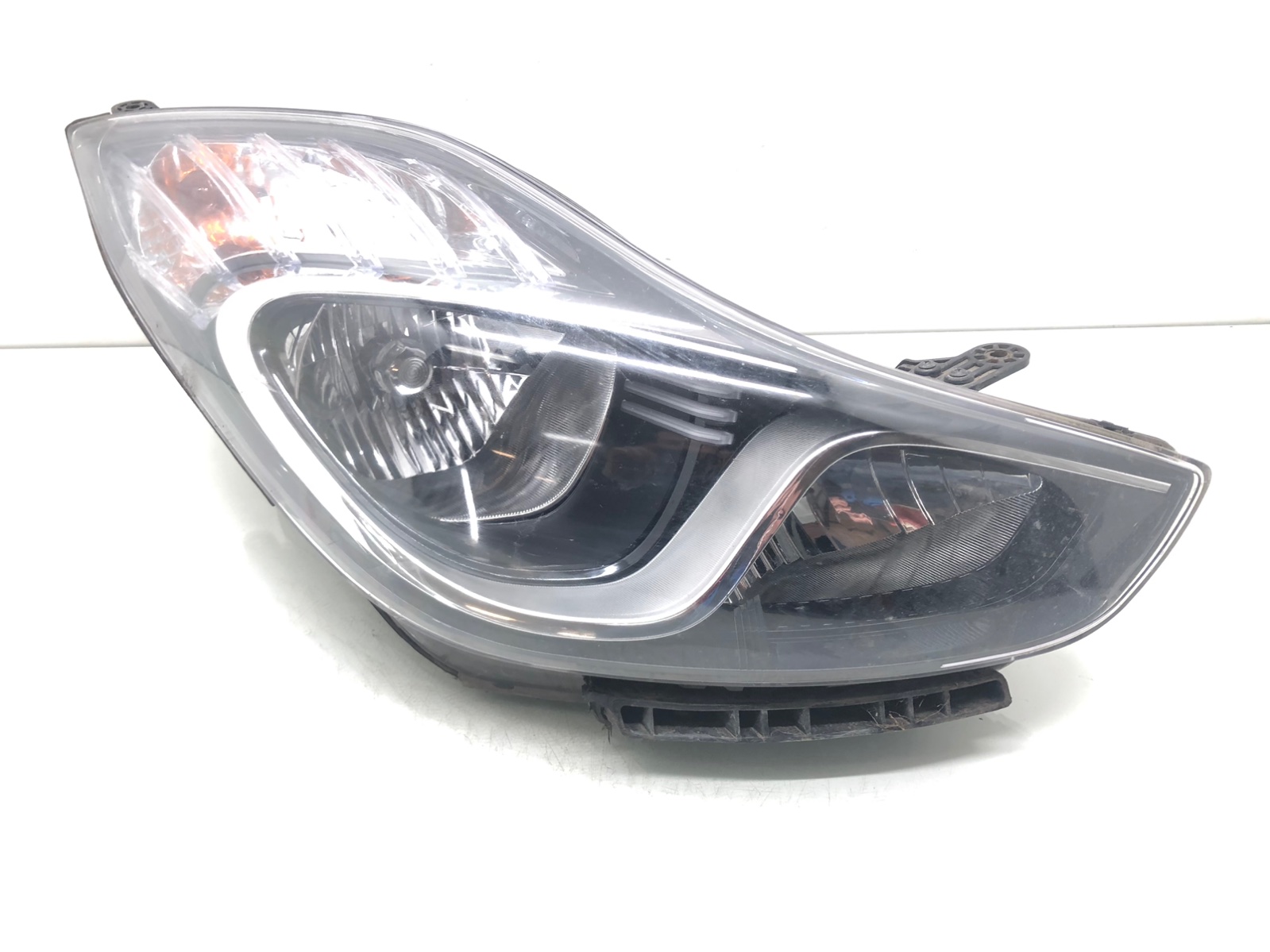 Фара правая для Hyundai ix20, 2011 г. 1.4 i бензин б/у