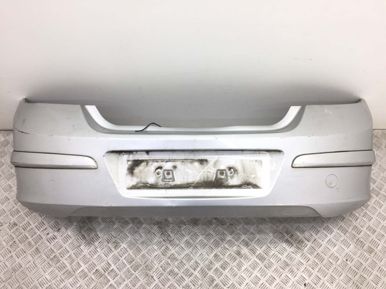 Бампер задний для Opel Astra, 2006 г. 1.4 i бензин б/у